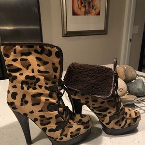 BRAND NEW !! Leopard print calf/ankle boots 6.5
